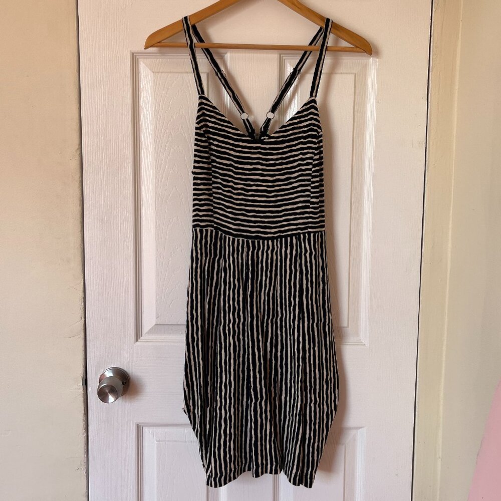 Black and white strappy mini dress